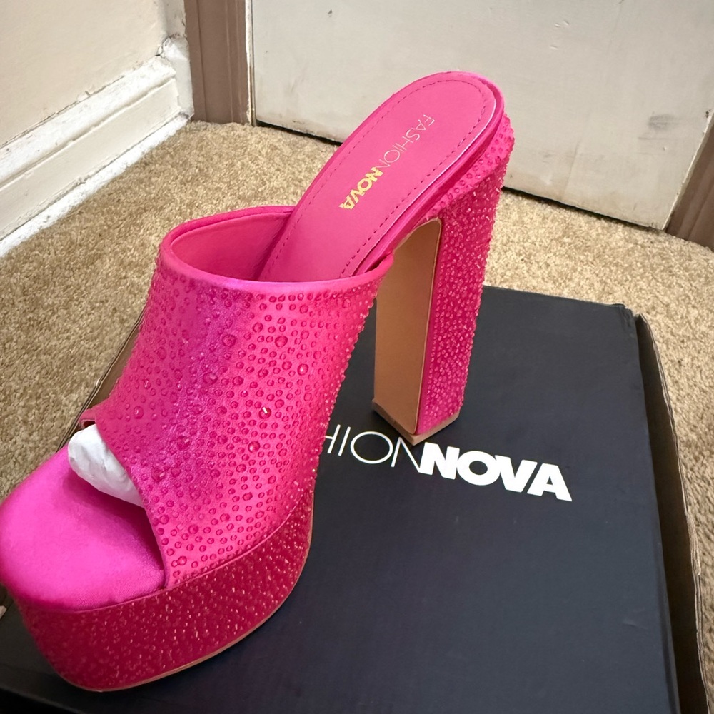 Fashion Nova Fuchsia Rhinestone Heels - Picture 2 of 6